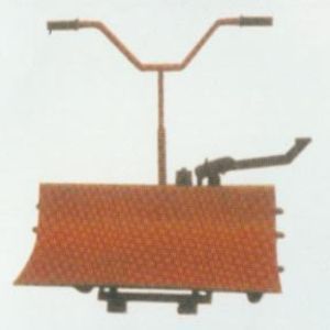 LYJC-300A型液壓落布運(yùn)輸車(chē) 針織生產(chǎn)流程中的高效搬運(yùn)解決方案